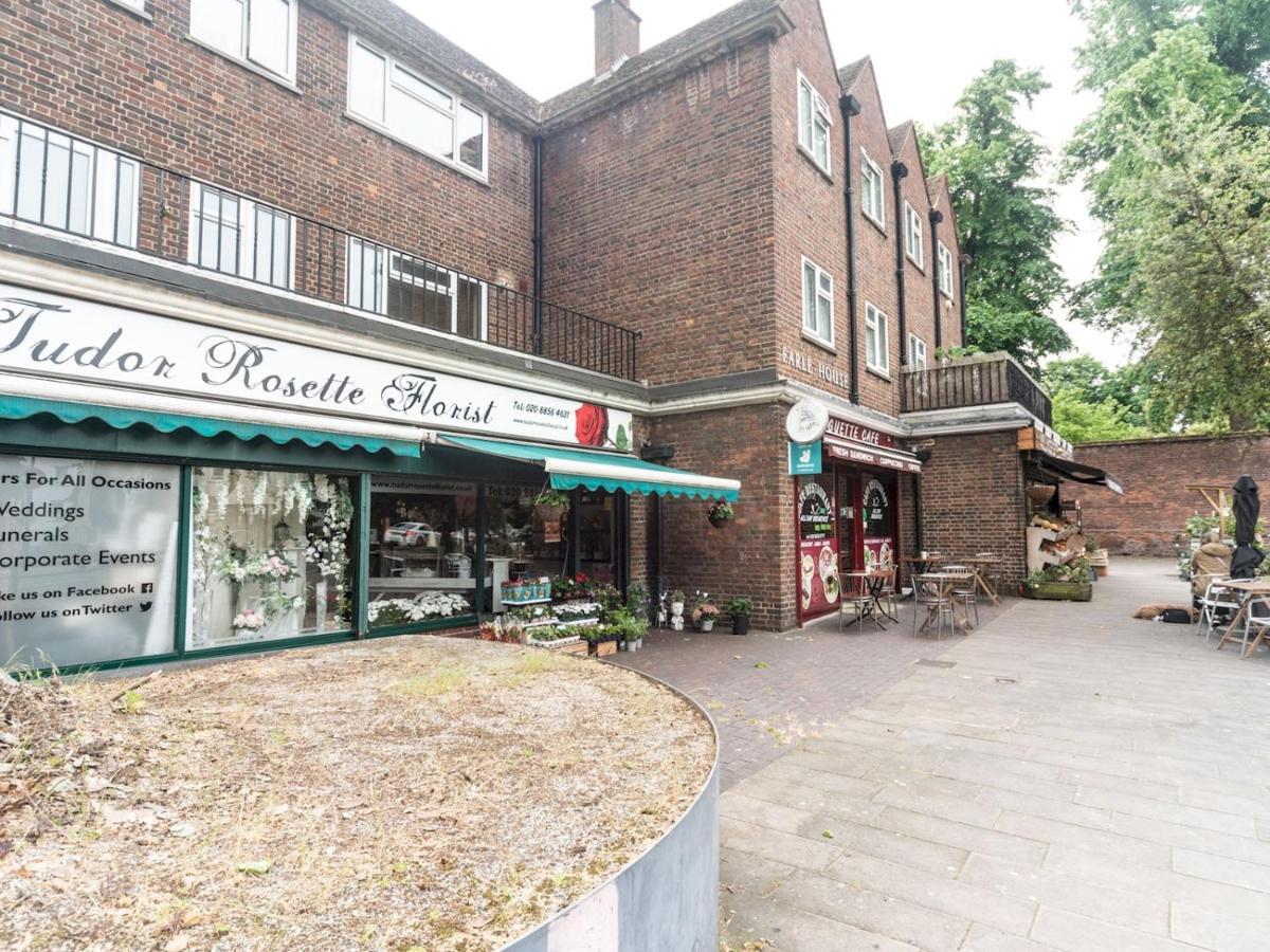 Apartamento Pass The Keys Rustic And Quirky Flat In Charming Charlton Village *